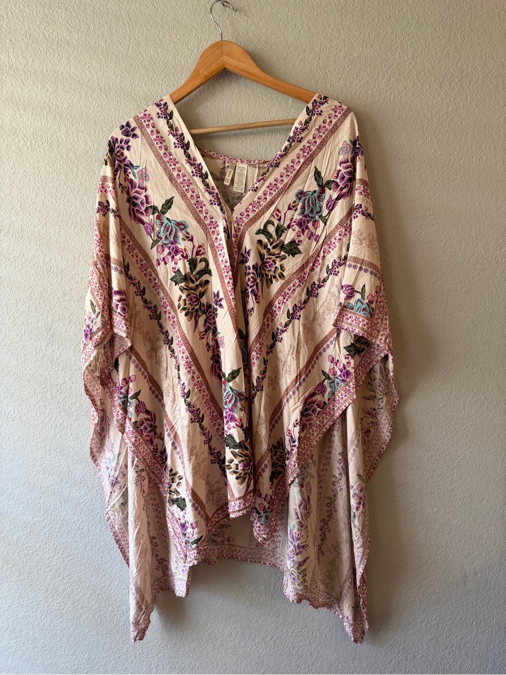 Japan Boho Floral Cream and Purple Kimono Style Poncho